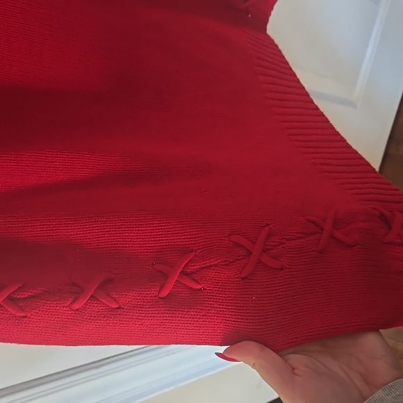 Off the shoulder sweater - Picture 3 of 8